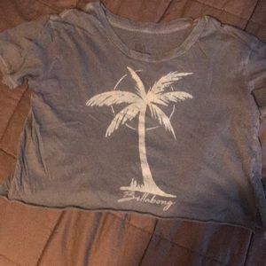 Cropped billa bong t-shirt